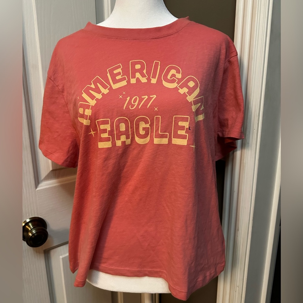 American Eagle AE pink Classic Graphic Tshirt large L New!!